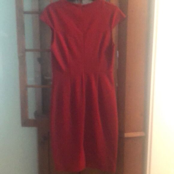 Classic Red Diane Von Furstenberg Dress - Picture 4 of 5
